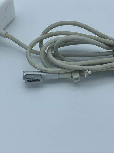 Authentic Apple Magsafe 1 Power Adapter - 60w - A1344 OEM - Frayed Cable - Picture 4 of 5