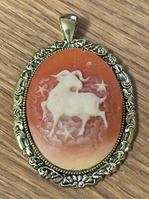 NEW ITEM* LARGE-EXQUISITE VINTAGE ZODIAC PENDANT-*CAPRICORN*/*ARIES*-#2carn.g