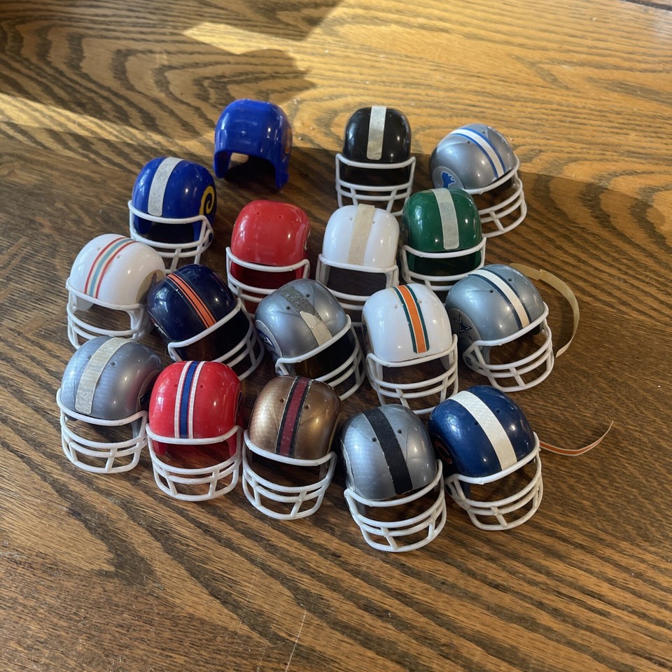 Vintage Lot of 17 Gum Ball Machine Mini NFL Plastic Football Helmets