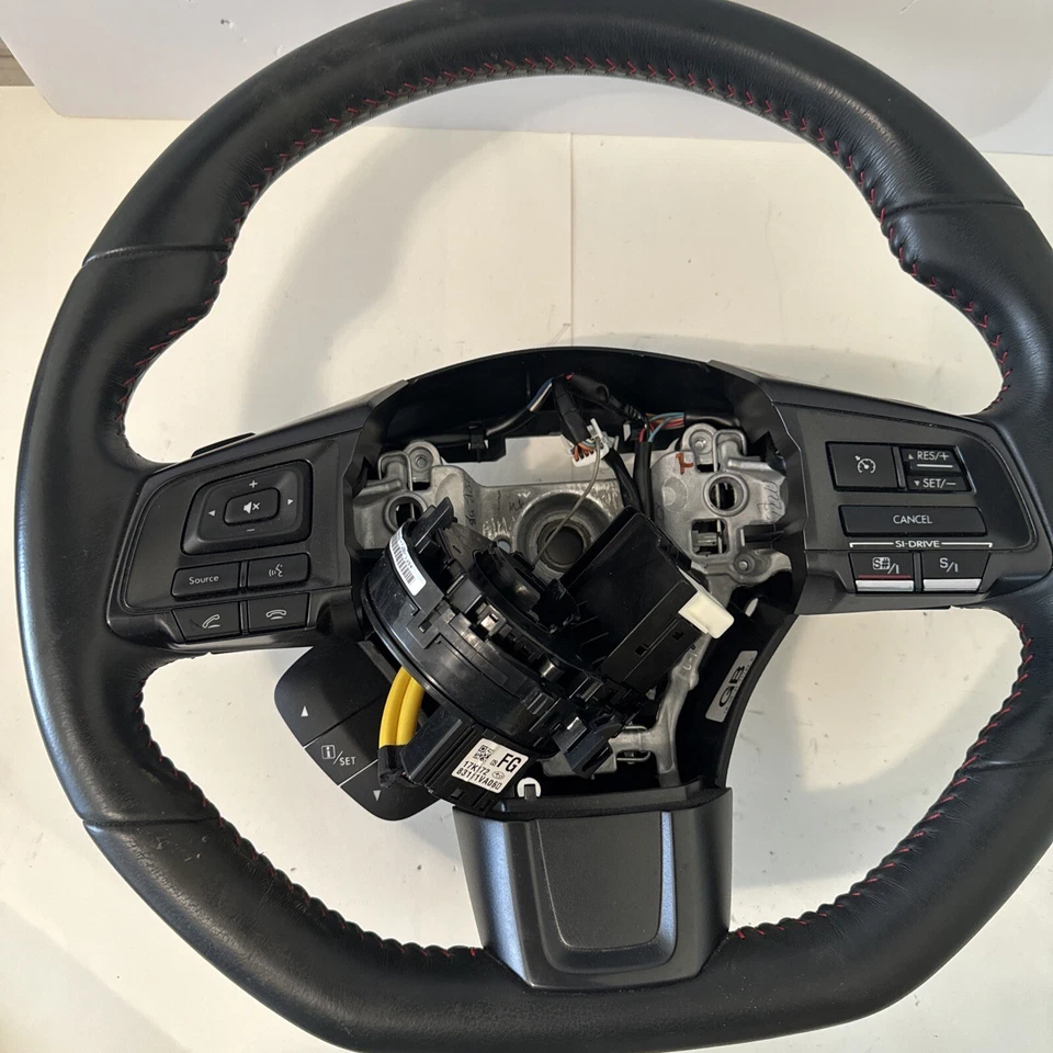 Subaru WRX 2019 volante cuero negro cambio de paleta punto rojo plano OEM Foto 2 de 4