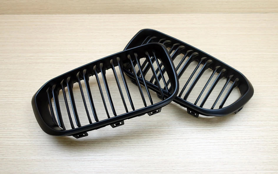 Матовая черная передняя решетка в стиле 2015-M для BMW 1-Series F20 F21 LCI M135i - Изображение 4 из 4