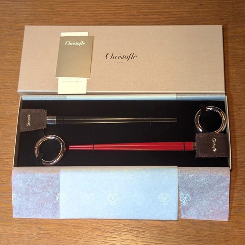 never used Christofle Japanese Chopsticks & rest RED black 2 Pair Set