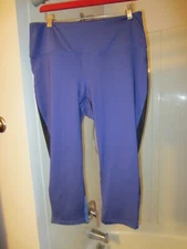 NWOT women's pullon active wear capri pants Ruby Ribbon Size XL black/purple