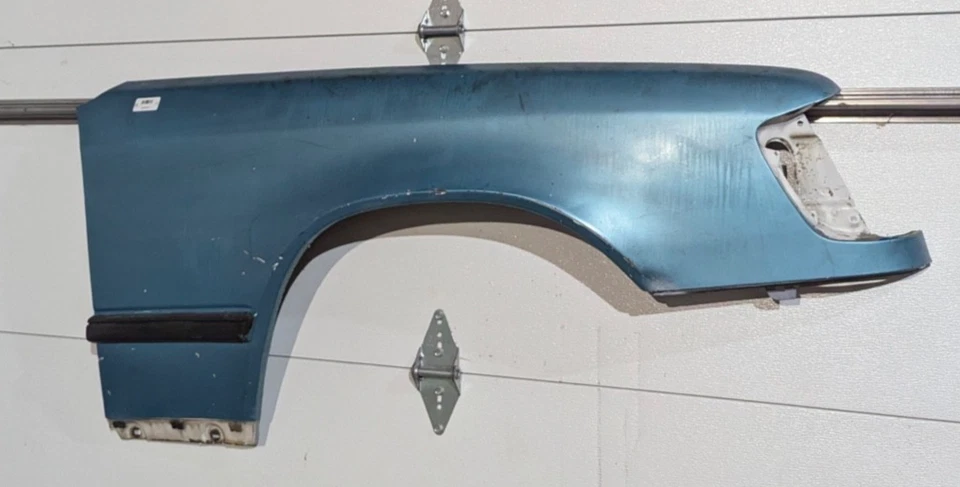 86-93 Mercedes 300E 300Te 300D 300Td W124 Guardabarros Exterior PASS DERECHO BENZ Foto 3 de 4