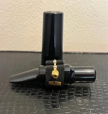 Jupiter Baritone Saxophone Mouthpiece with Rovner Rubber Ligature and Cap 