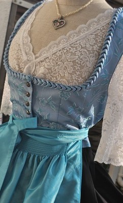 Turi Landhaus  , Balkonett Dirndl,   38  lang