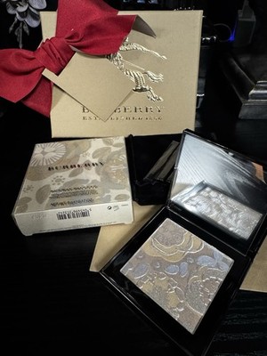BNIB RARE BURBERRY RUNWAY PALETTE FACE EYES ILLUMINATING POWDER LIMITED EDITION
