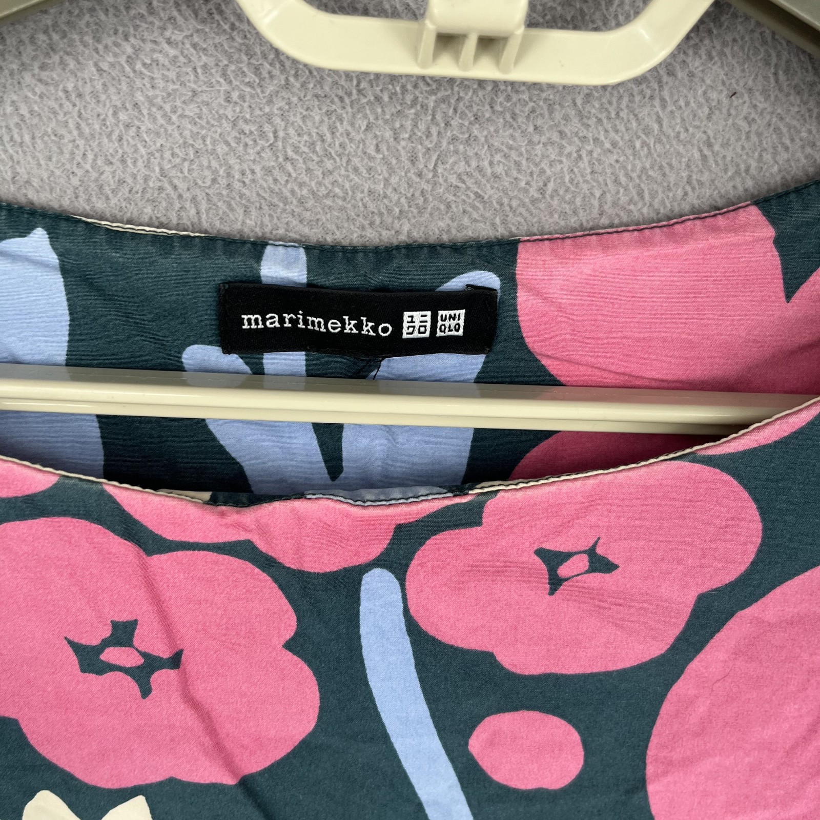 Marimekko Dress Womens Large Green Pink Beige Uniqlo Shift Floral Sleeveless thumbnail 9