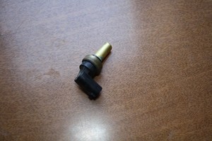 Original Mercedes Benz W203 S203 C220 Temperaturfühler Sensor Kühlmittel