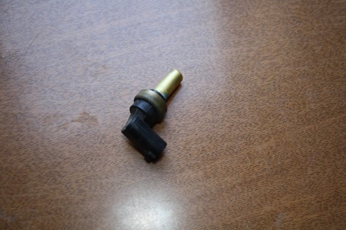 Original Mercedes Benz W203 S203 C220 Temperaturfühler Sensor Kühlmittel