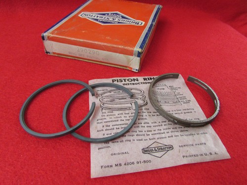 genuine OEM NOS Briggs & Stratton 290290 piston ring set - you are buying 1 set