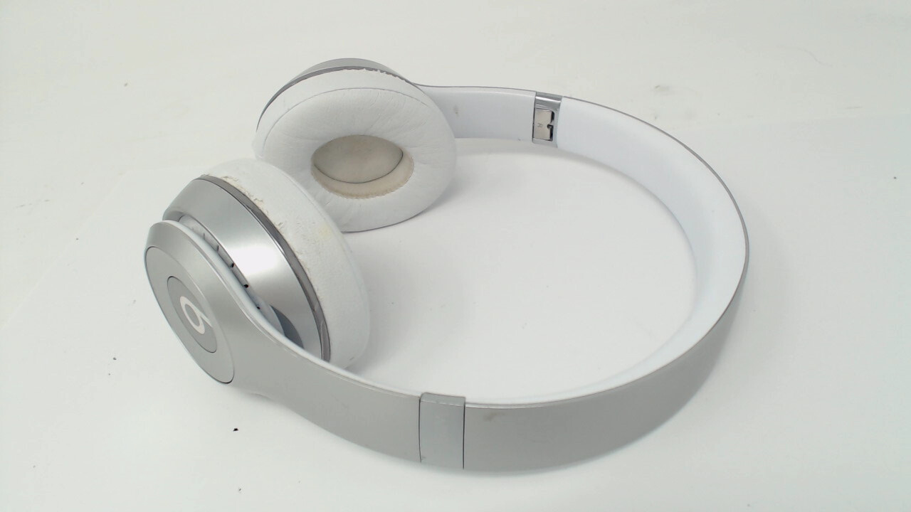 Beats Solo 3 Wireless A1796 Headphones Silver PEELING EARPADS