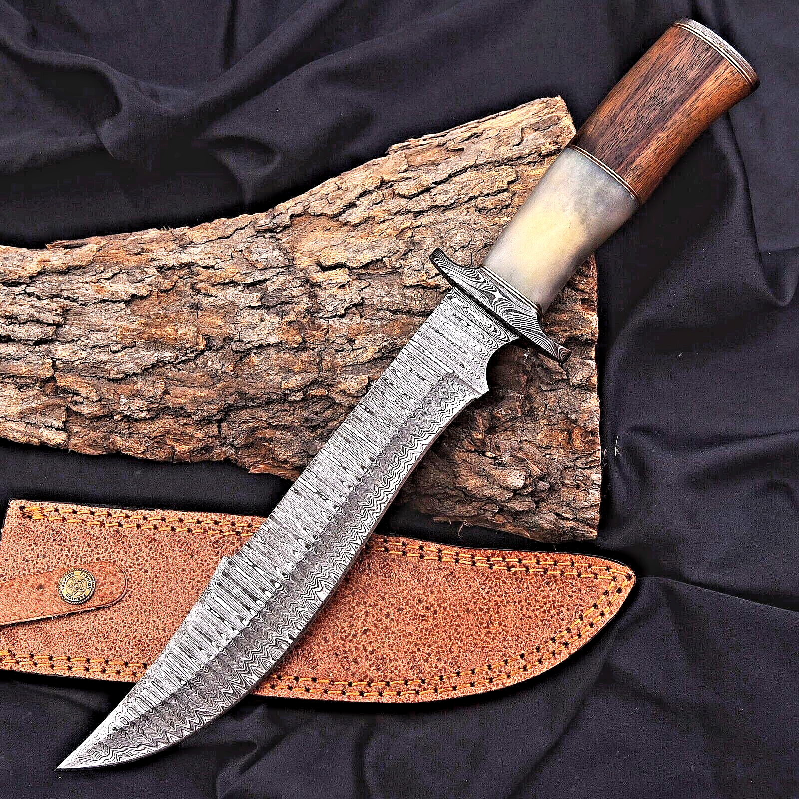 Custom made Hand Forged Damascus Steel Hunting Bowie Knife Survival 2914