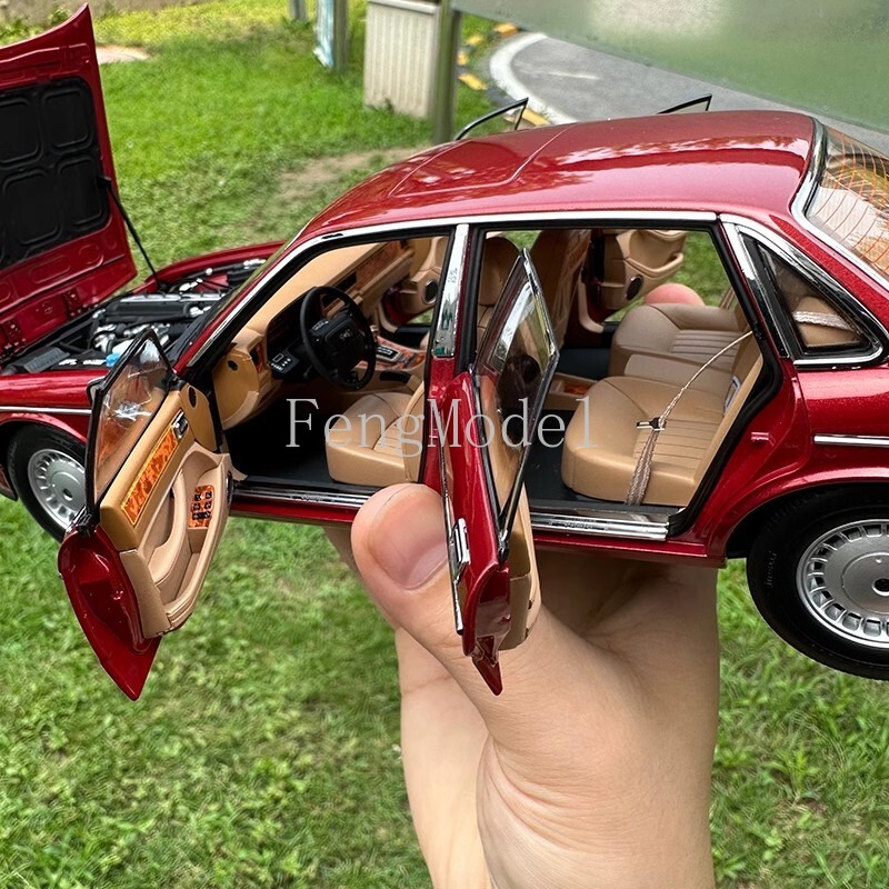 1:18 Scale AR Almost Real Jaguar Daimler XJ6 XJ40 Metal