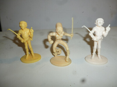Figurines Publicitaires Café Linde – Collection – État Neuf