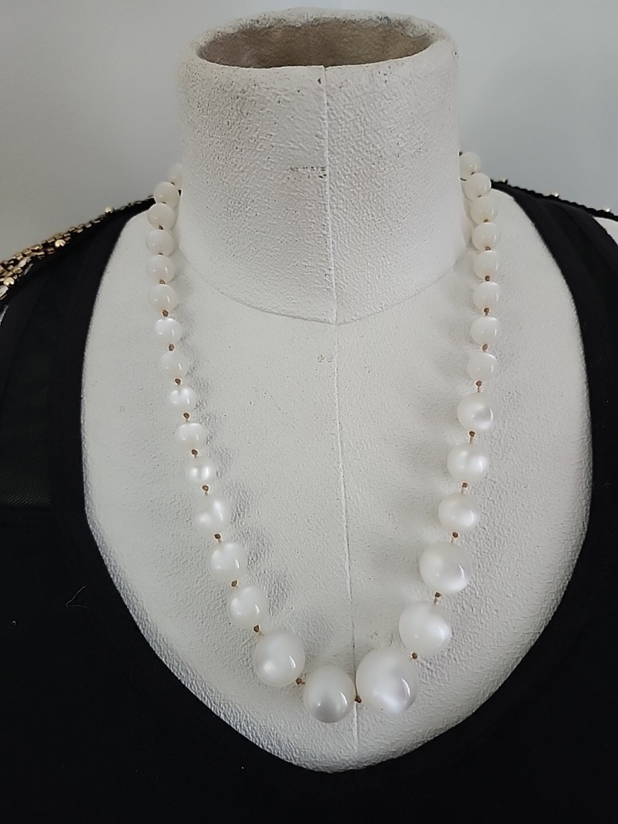 Vintage Moon Glow Faux Pearls Graduated Beaded Necklace 21