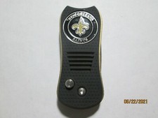 New Orleans Saints 2 Sided Golf Ball Marker w/Switchfix Switchblade Divot Tool