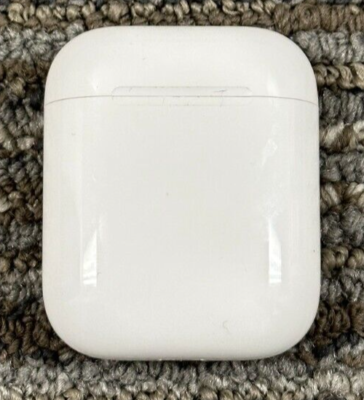 Apple AirPods 1st Generation Earbuds with Charging Case - Original