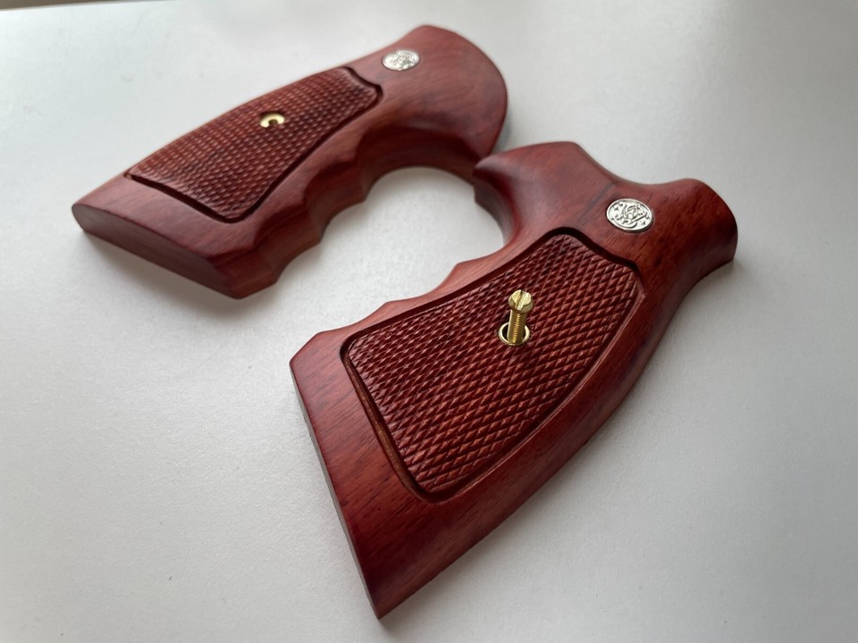 Finger groove Wood Decorative Grips for S&W, K/L ROUND BUTT 686 ...