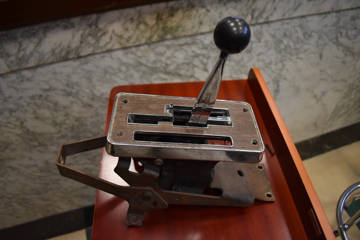1967 Original Pontiac GTO Hurst Dual Gate Shifter | eBay
