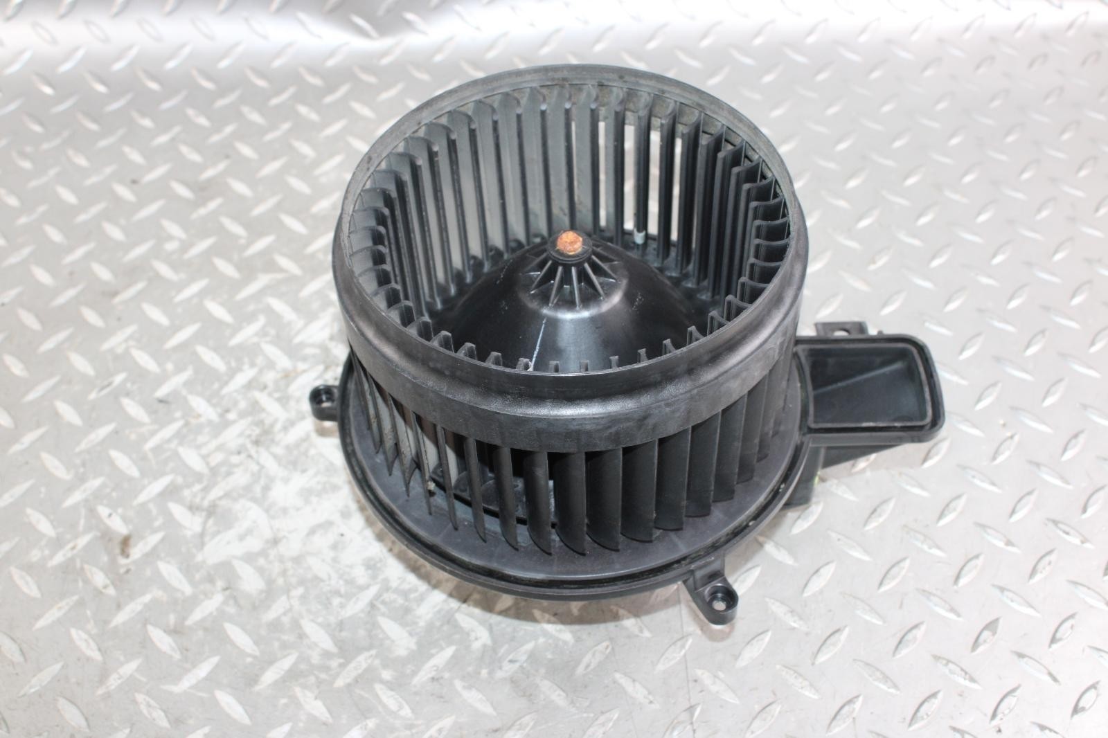 14-17 Ghibli Electronic Heat Heater A/C Hvac Blower Motor Unit Factory WTY OE OE