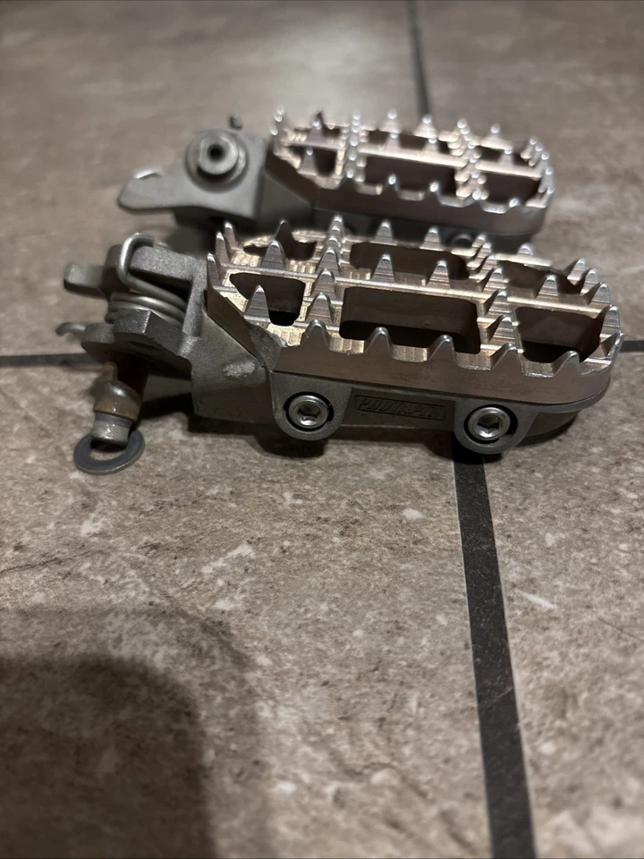2004-2016 Honda Crf250r ProTaper 2.3 Platform Billet Footpegs Foot Pegs Rest - Image 2 of 4