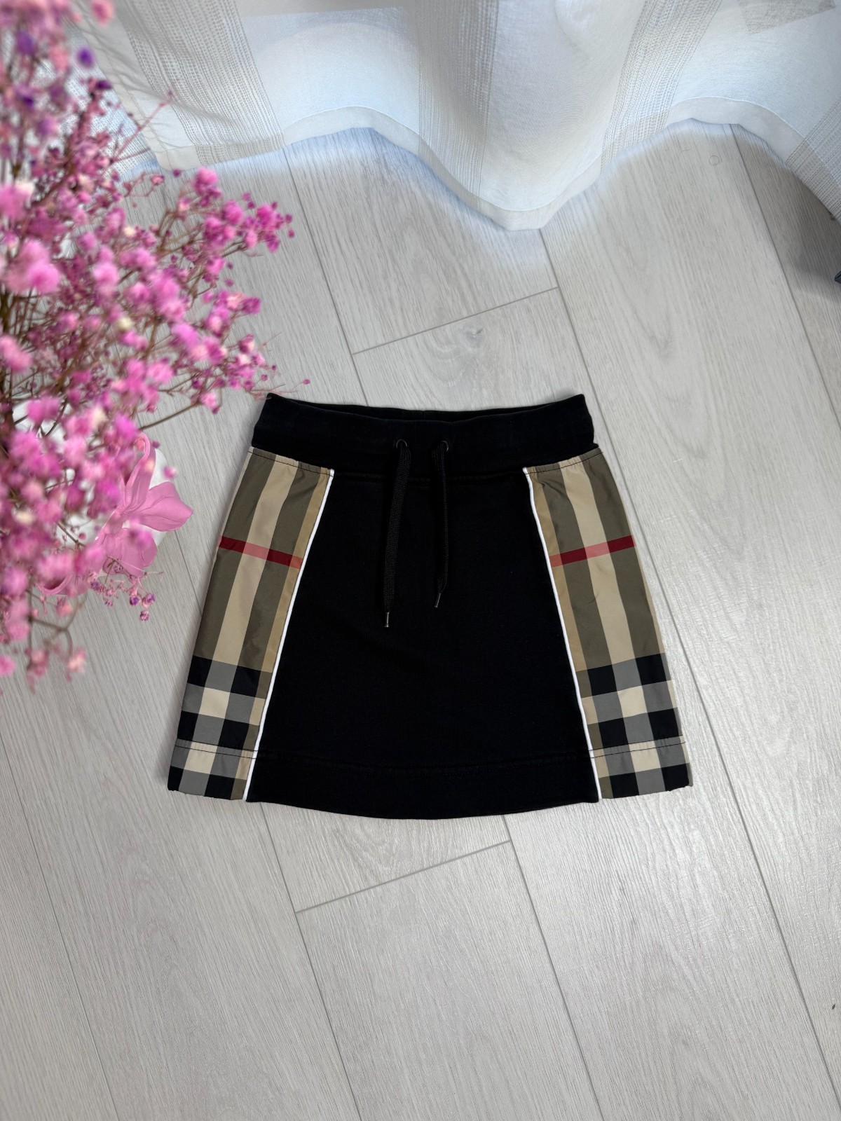 Burberry Kids Girls Black Sweat Skirt Vintage Check Side Stripe Size 4Y 104cm