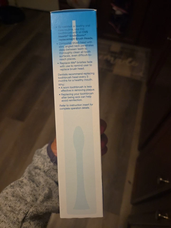 Nuevo cepillo de dientes sónico CVS Health Smile Sonic Pro Advanced Clean Foto 2 de 4