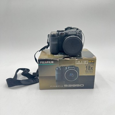 Fujifilm FinePix S2950 Digital Camera Black Used w/ Lens Cap Strap Box