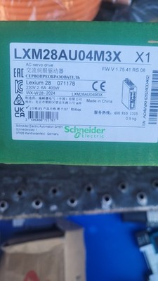 NEW Schneider Electric LXM28AU04M3X motion servo drive, Lexium 28,  