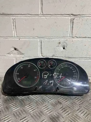 VW PASSAT B5 3B2 Kombiinstrument 110080051004 3B0920805A 1.90 Diesel 32451288