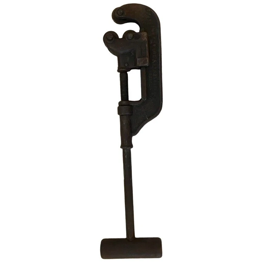 Cast iron pipe threader deals