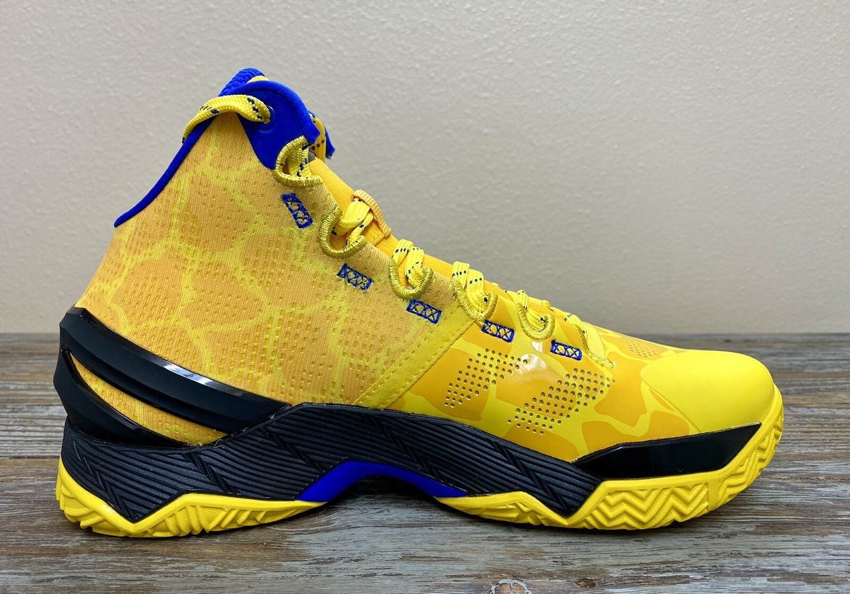 Under Armour Curry 2 Yellow Gold Basketball Shoes 3026281 Under Armour Curry 2 Yellow Gold Basketball Shoes 3026281