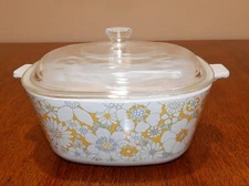 Vintage Corning Ware 'Floral Bouquet' 2.5 Quart Casserole Dish & Lid