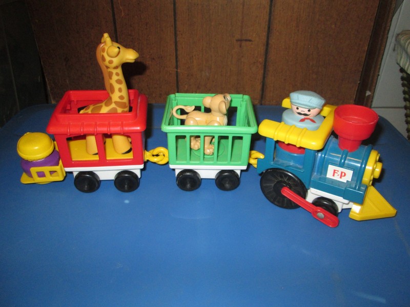 Fisher Price Circus Train Vintage 1990 Little People