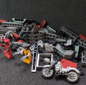 LEGO Wolverine's Chopper Showdown 6866 Marvel X-Men 201pcs w/ Minifigs Complete