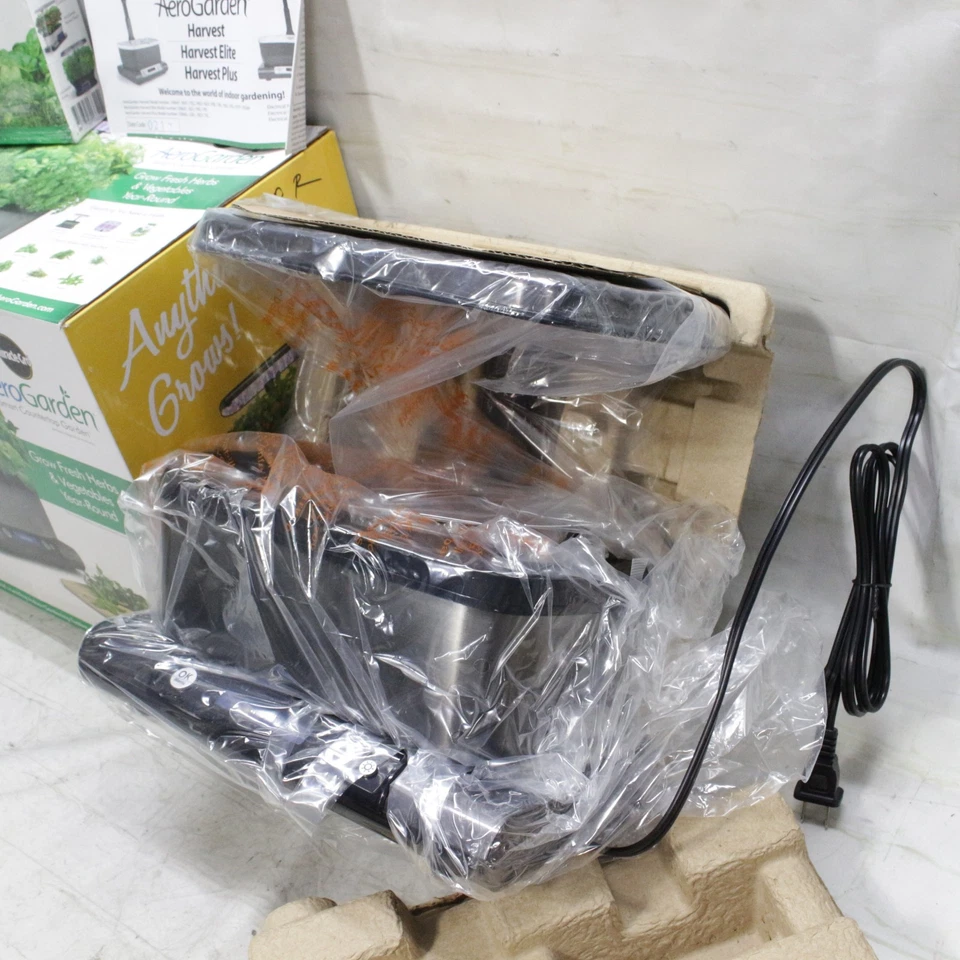 AeroGarden Hydroponic Grower Harvest Elite 100647-PPL Indoor Garden Systm 6 Pods - Image 3 of 4