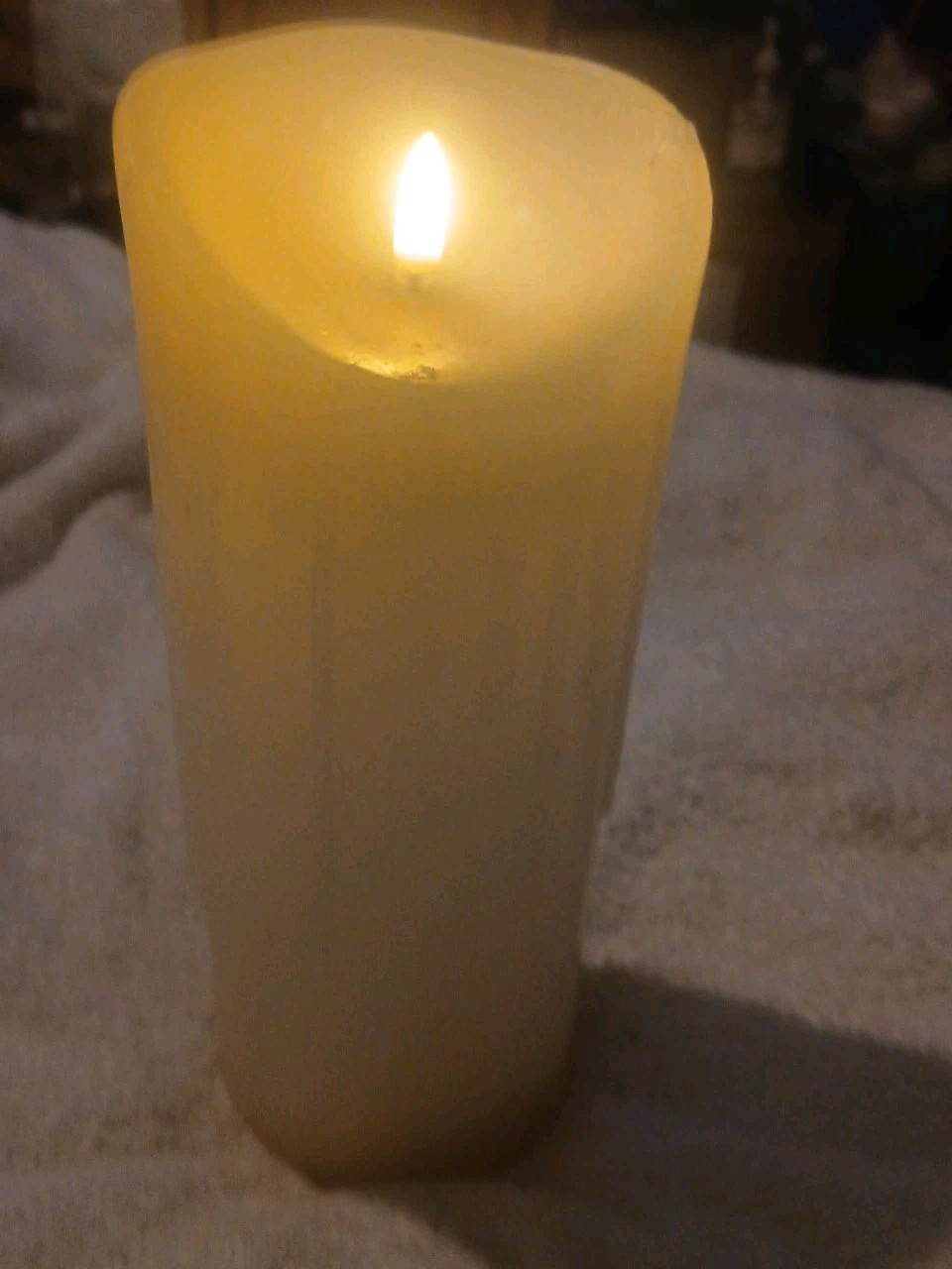 Picture 2 of 24