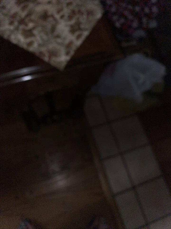 INC XXL Men’s Long Sleeve White W/skoal - Image 4 of 4