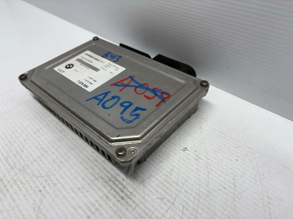 OEM 2002-2005 BMW 745Li 4.4L VVT MÓDULO DE CONTROL VALVETRONICS Foto 2 de 4