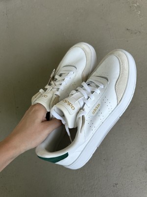 FLASH SALE - Adidas Courtphase Trainer Size 9