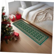 Green Xmas Tree Mistletoe Christmas Runner Rug, Winter Home Decor Low-Profile
