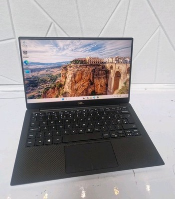 Dell XPS 13 7390 13,3'' Intel Core i7-10710U 8GB RAM 512GB SSD Win 11 Pro