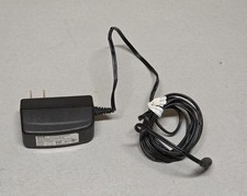 DVE DSA-9W-09 FUS 9V 1A Switching Adapter Power Supply