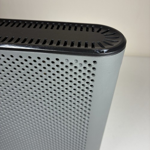 Motorola MG7700 AC1900 Dual-Band DOCSIS 3.0 Cable Modem WiFi Router - Picture 8 of 10