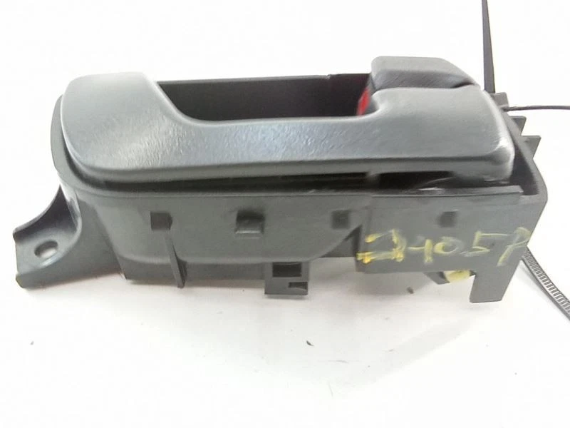 Manija de puerta delantera para pasajeros Mitsubishi Montero 2001 probada por fabricante original Foto 2 de 4