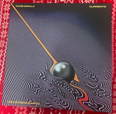 Tame Impala / Currents コレクターズBOX s-l400.jpg