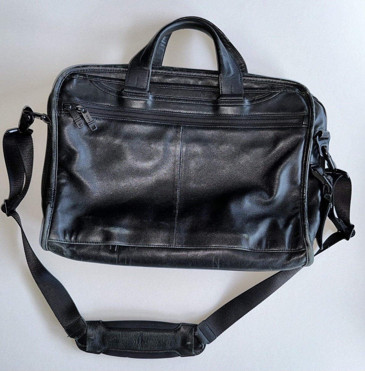 Tumi - Alpha 2 Leather Organizer Portfolio Brief 96108D2 Tumi - Alpha 2 Leather Organizer Portfolio Brief 96108D2