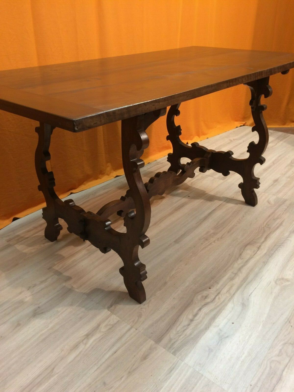 Foto 1 di 7