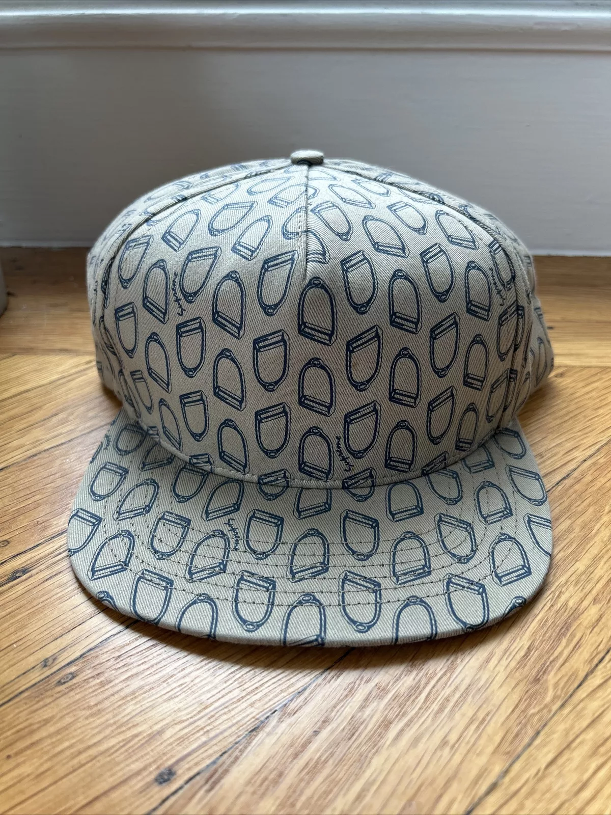 Chapeau snackback Supreme